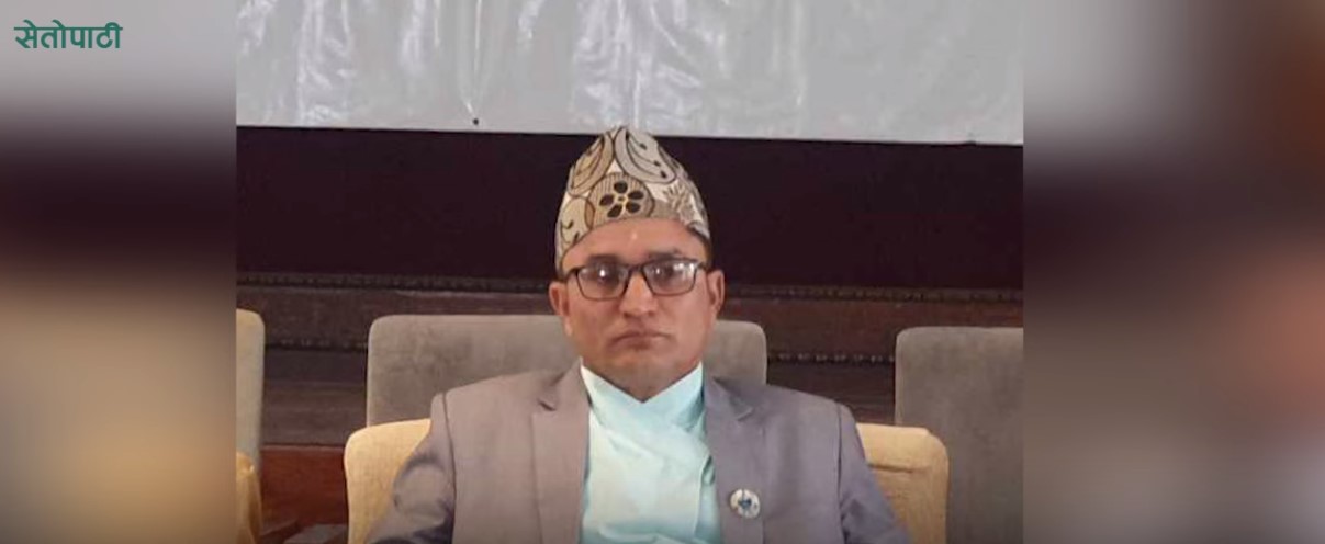 कोशीका सभामुख बाबुराम गौतम।